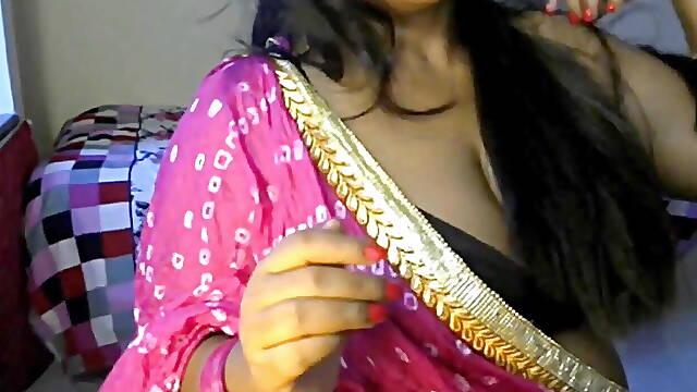 Hot Desi Girl Big Boobs Show in Self Sex