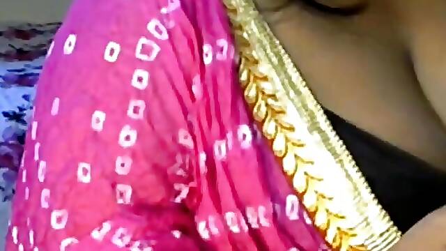 Hot Desi Girl Big Boobs Show in Self Sex