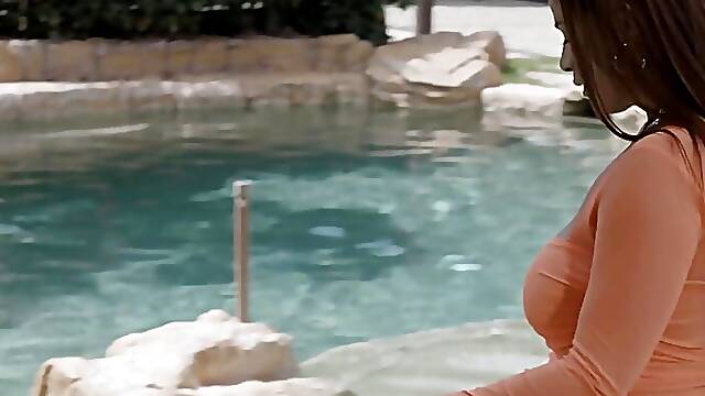 Meet Your New Stepmom Miss Raquel at the Pool