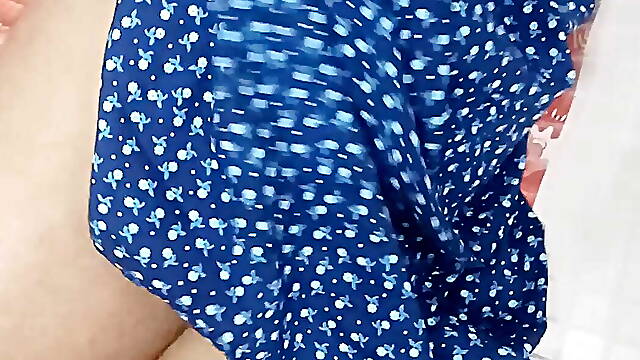 Indian Housewife Bedroom Finger Performance