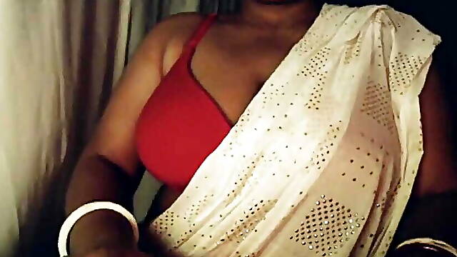 Open Bra Get Naked Then Show Boobs and Pussy Fingering.