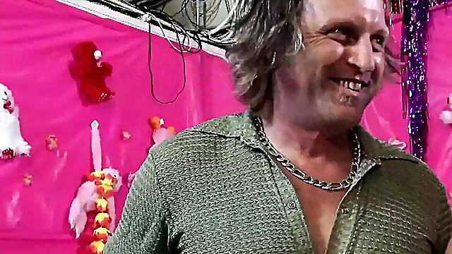 Fluffers 14 Orgy. Nikki, Samantha, Siri &amp; Beverly Cum Dump!