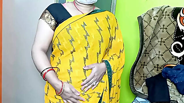 Indian Beautiful Bhabhi in Yellow Color Sari.