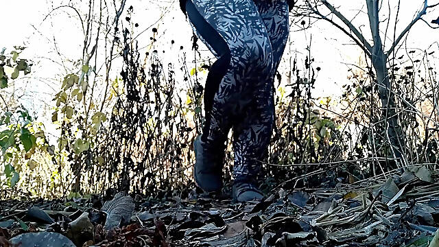 The magic of mature pissing in nature