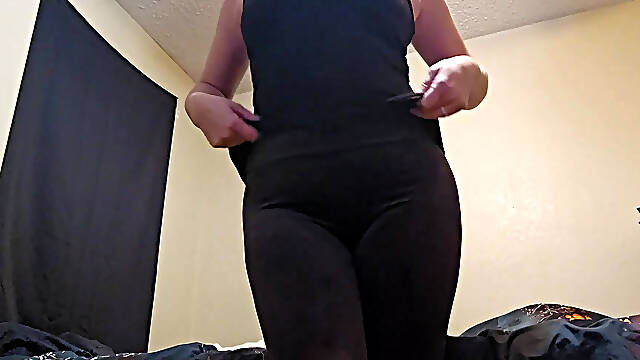 Seductive Striptease and Heavenly Orgasms: A Temptress Unleashed! 1 of 2