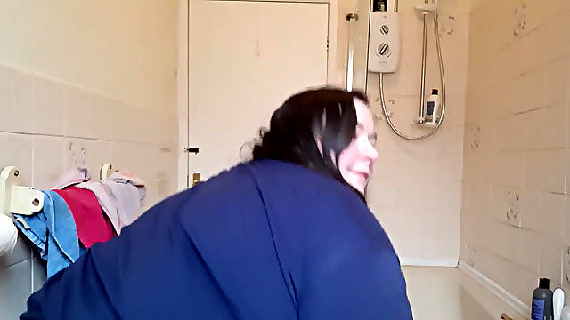 BBW SSBBW shows off fat belly with jiggles and shakes