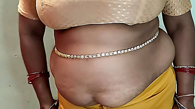 Indian chubby bbw wife saree show and dirty talking