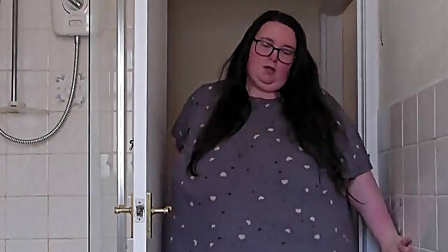 SSBBW Stripping in the Bathroom Fat Body Exploration