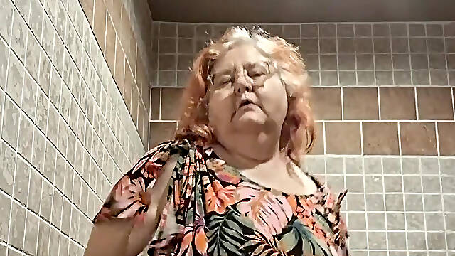 Big Beauty Nurse Vicki Dances and Strips in the Bathroom!