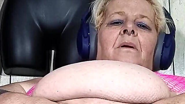 Pumping That Big Black Cock Nonstop so Hot