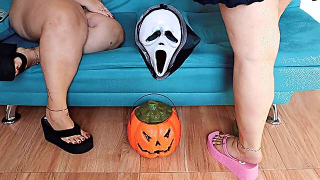 BBWomanlicious - Juliette and Dolce Amaran Halloween Clips Compilation - BALLOONS B2P - DANGLING - TICKLING - SLIME AND FOOD CRUSH