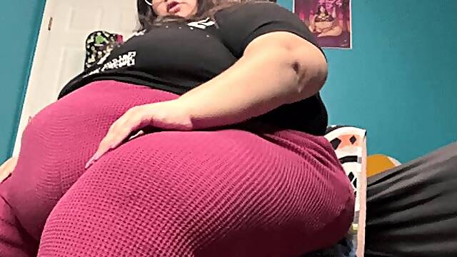 Ssbbw Crushing
