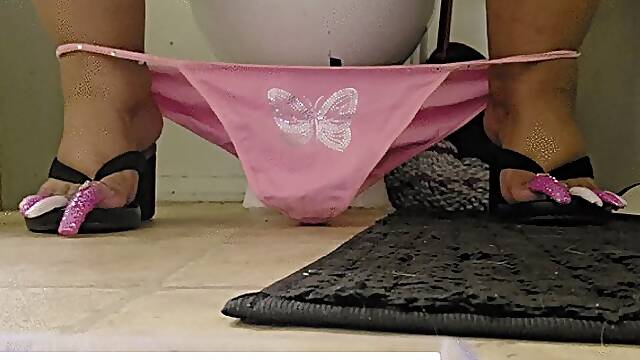 BACKDOOR VALENTINE KISSES, POOTS, AND PUMPS
