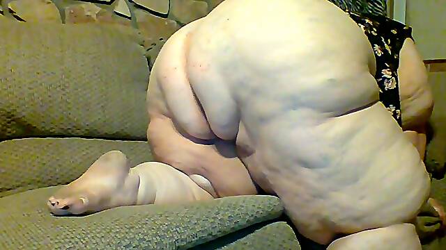 Shaking my huge massive ass at you while I let out some rumbling farts