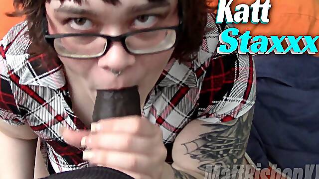 Dripdrop Behind the Scenes!!! BBW Katt Staxxx Loves Sucking BBC Dick and Getting Doggy Fucked After Photoshoots!!!