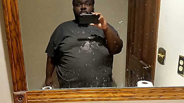 I Pee in Toilet After Jerking off