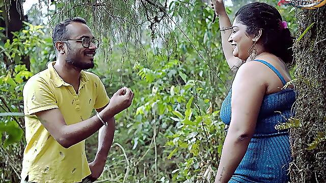 Desi Local Girlfirend Sex with Boyfriend in Jungle Full Movie