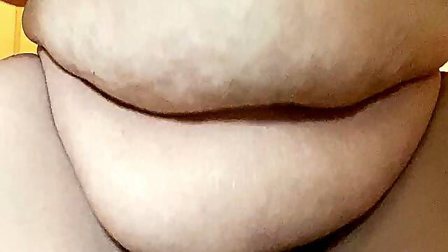 Huge belly riding view