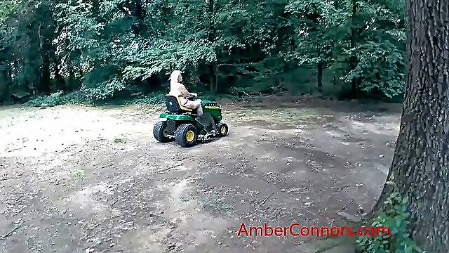 Nude lawn mower
