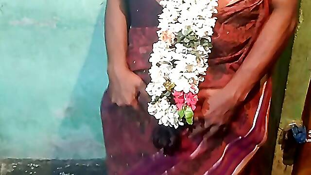 Desi Tamil Aunty Smooth Doggy Style