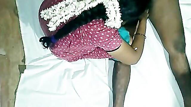 Tamil Aunty Smooth Sex with Village Boy Friend