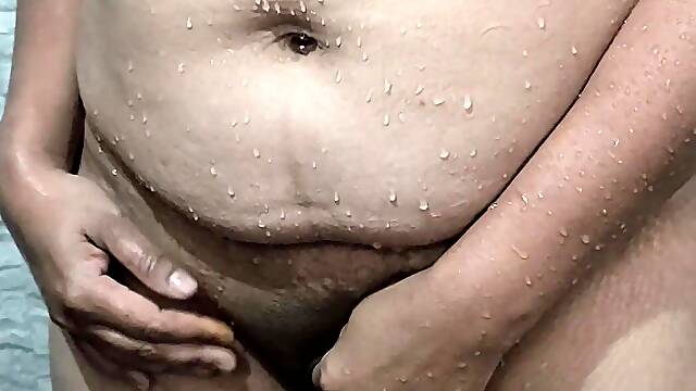 Sara Bhabi Bathing Video