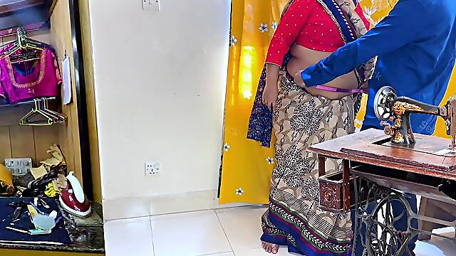 (indian Darji) Tailor Ne Badi Gand Wali Ayesha