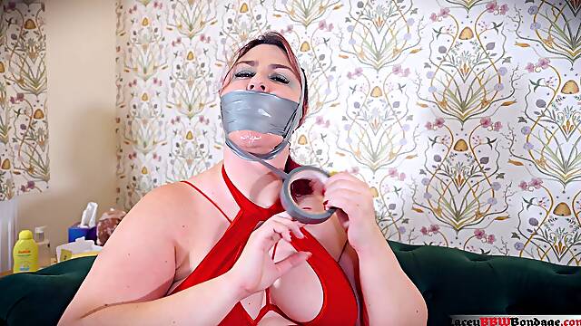 Lacey Gets Frisky at Home Then Her Neighbour Walks in!