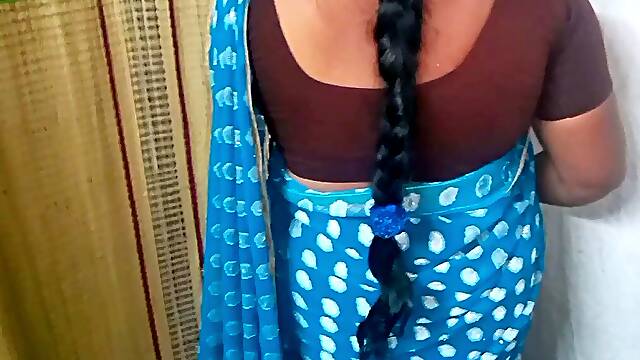 Long Hire Indian Aunty Nice Boobs Show