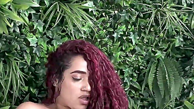 Hanna Miills Lonely Wife Masturbates and Rides