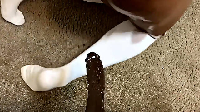 Anal Masturbation Bouncing My Booty on Mounted Didlo