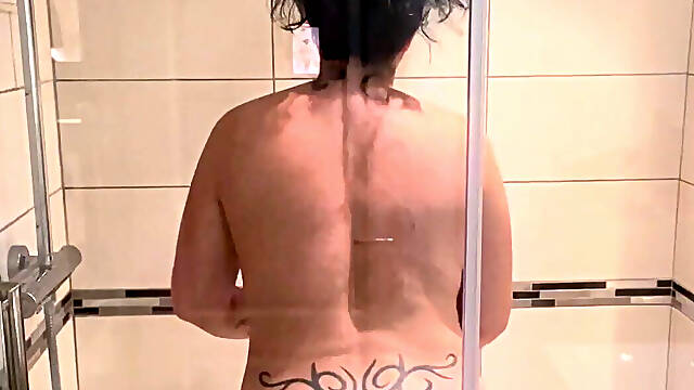 JOI, Asmr in the Shower