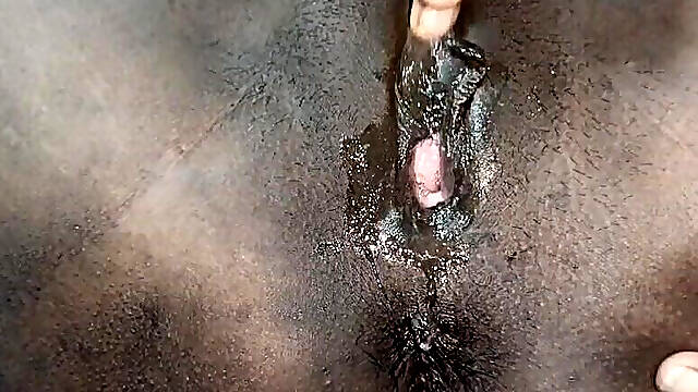 Desi Bhabi Masterbation with Orgasum