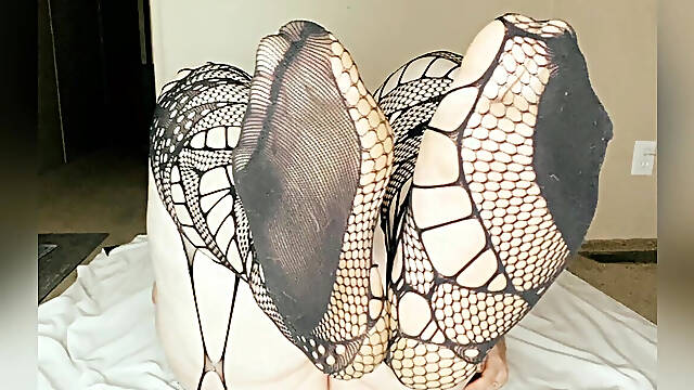Big Feet in Fishnets JOI with Cum Countdown
