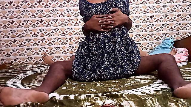 Indian Sexy Bhabhi Sex with Devar Cheating Wife (hindi and Bengali Audio ) Part for Next Part.