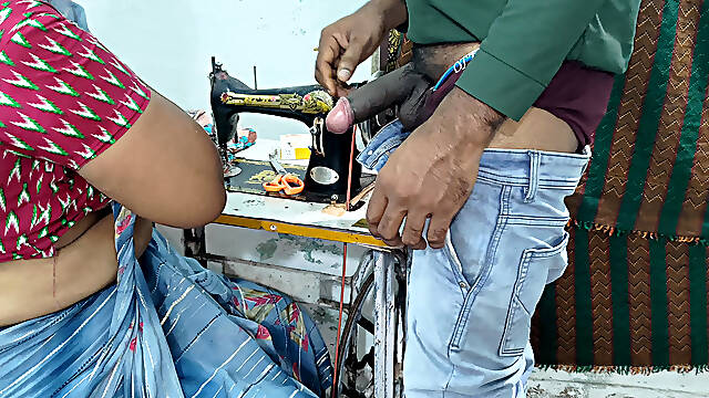 My Mother-in-law, a Tailor, Was Sewing Clothes, so I Had Sex with Her as if to Help Her.