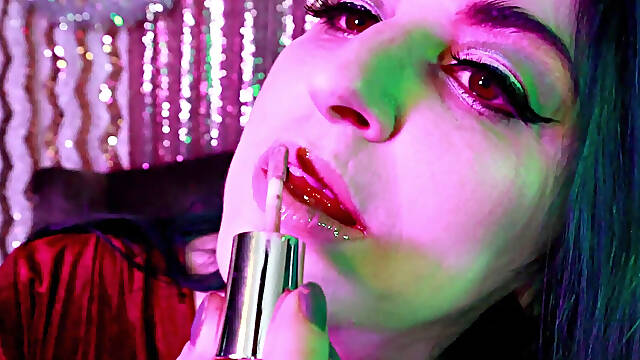 100 Layers of Lipgloss Asmr