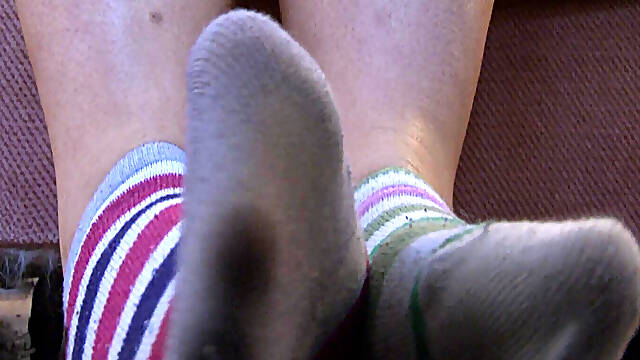Smell My Sweaty Old Sneakers and Jerk It