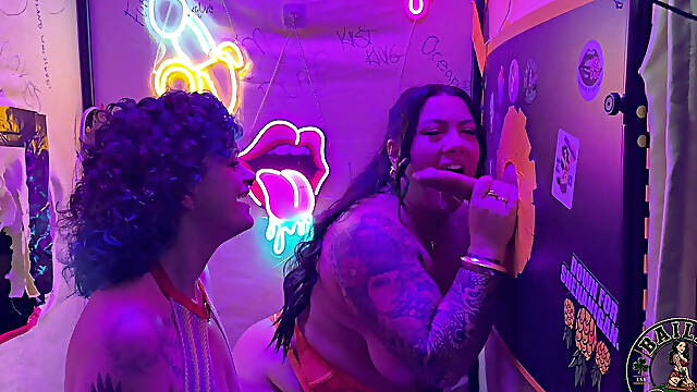 Bailey Boston & Kennedy Starling Share Bwc at Gloryhole